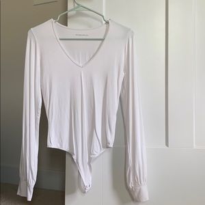 New Abercrombie bodysuit with wide sleeves, size S